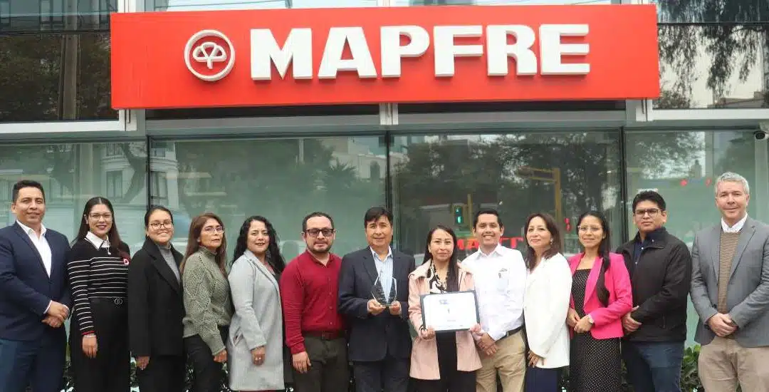 MAPFRE, aseguradora líder del ranking de empresas con la  mejor experiencia del cliente en Perú